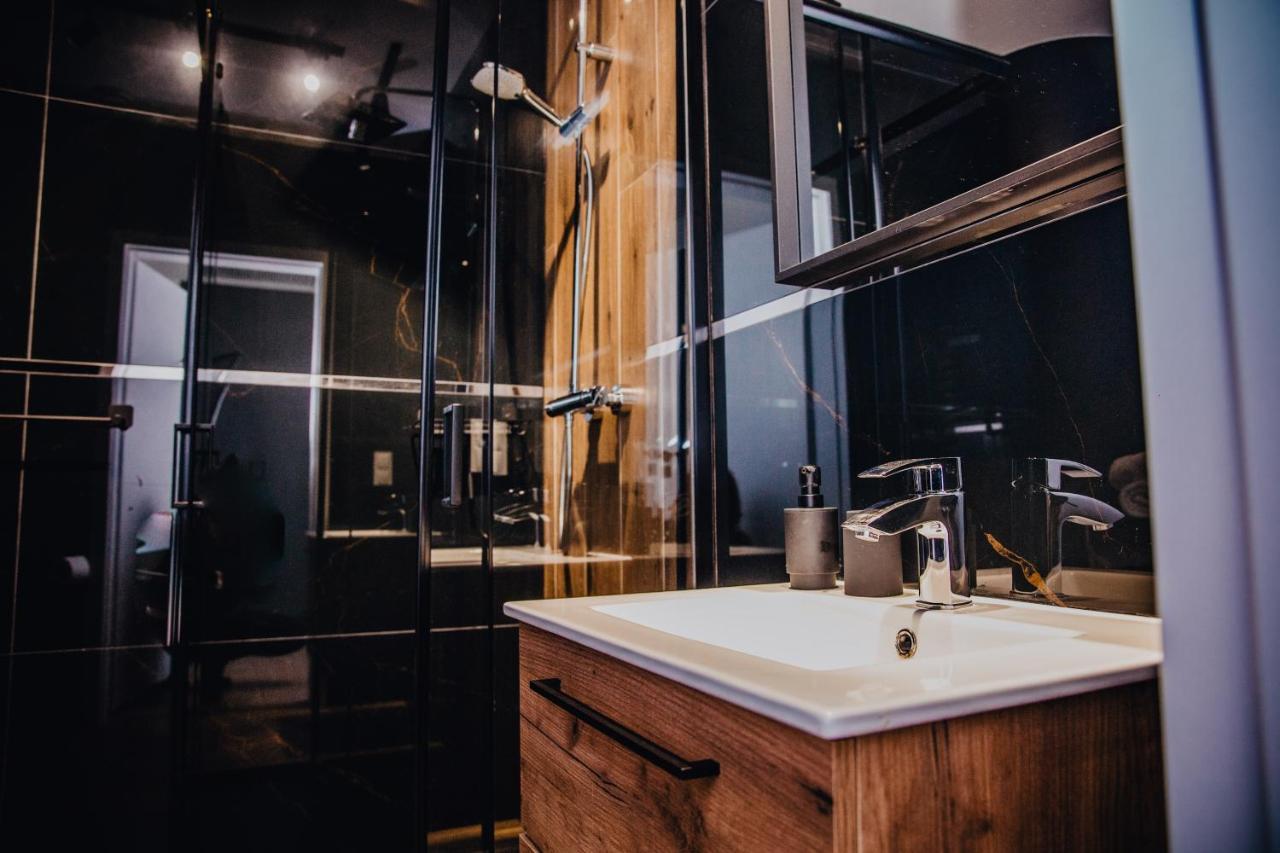 Jbhotels Apartament Premium Hanza Tower Szczecin Dış mekan fotoğraf